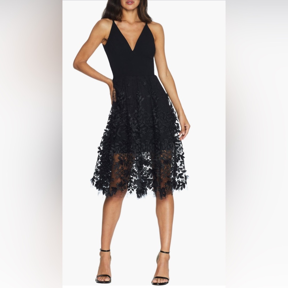 Embroidered cocktail dress, black, underlay same length as mesh layer